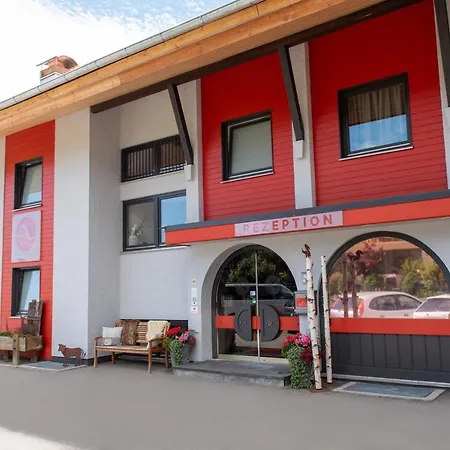 Hotel Alpenglühn-3